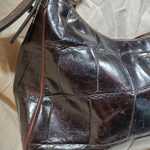 Dooney and bourke shoulder bag - Picture 2 of 8